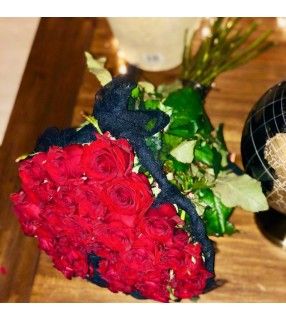 Bouquet-Coeur Roses Rouges pour une passion folle"Passionnément". AnyFleurs.fr