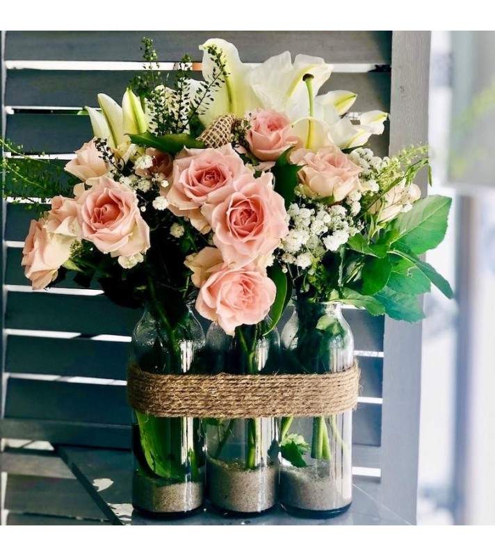 Bouquet en vases " Rosée du matin". AnyFleurs.fr